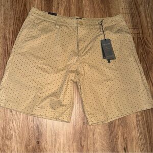 Hudson and Barrow  Beige Patterned Men's Shorts nwt.
